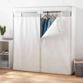 Placard de rangement couvert de 60 po de largeur blanc : Portant à vêtements portable, cadre en acier, assemblage par un adulte requis