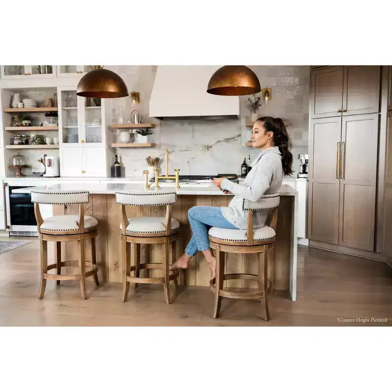 Tabouret de bar pivotant Alexander avec revêtement en tissu 31