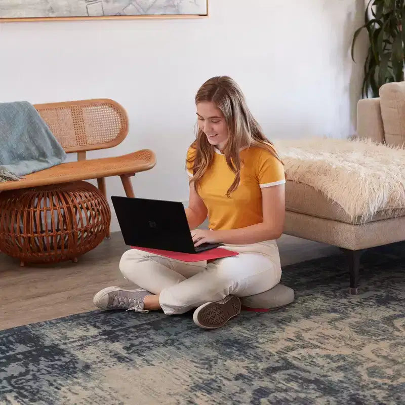 Le bureau de genoux portable Surf avec coussin, assise flexible
